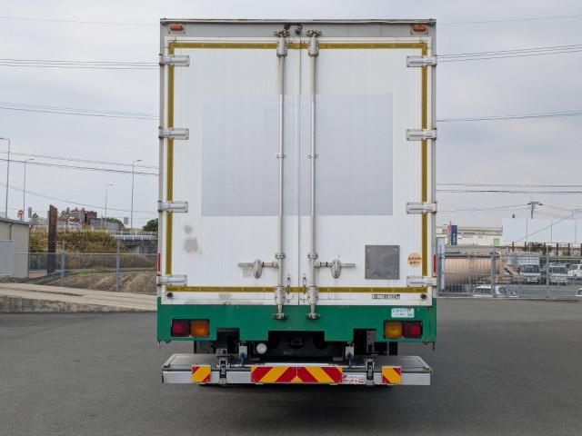 NISSAN DIESEL QUON 2014 Image 31