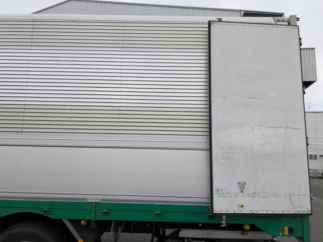 NISSAN DIESEL QUON 2014 Image 31