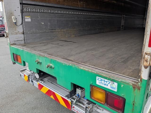 NISSAN DIESEL QUON 2014 Image 31