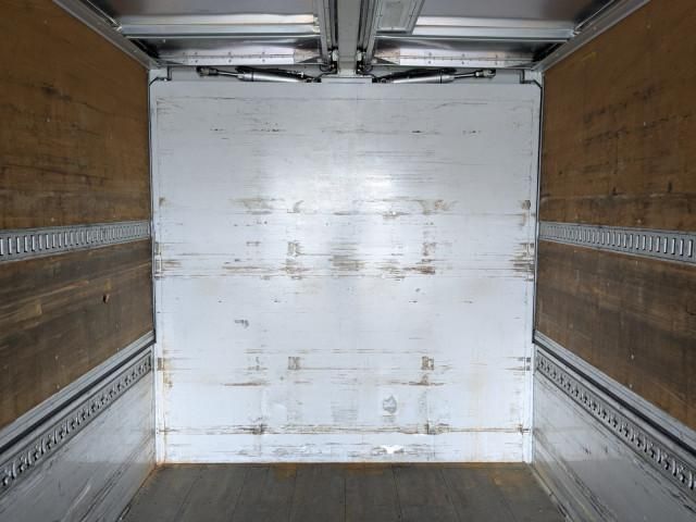 NISSAN DIESEL QUON 2014 Image 31