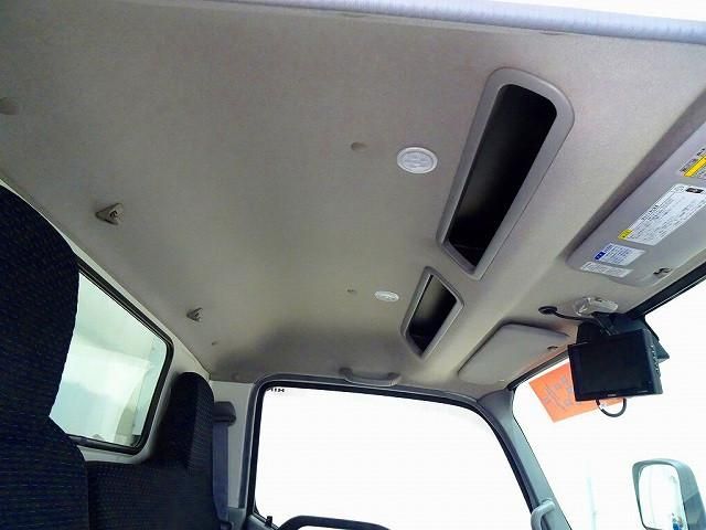 HINO DUTRO 2020 Image 31