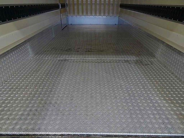 HINO DUTRO 2020 Image 31