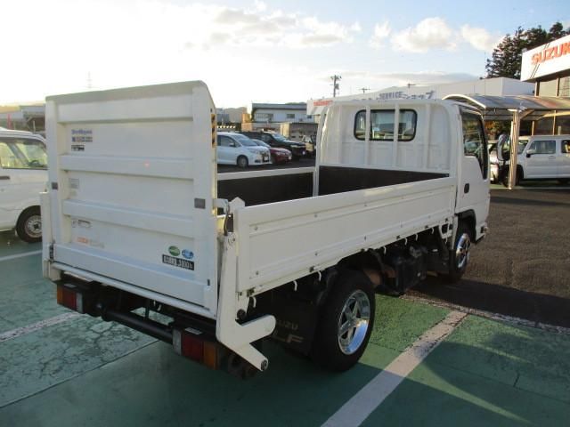 ISUZU ELF 2011 Image 31