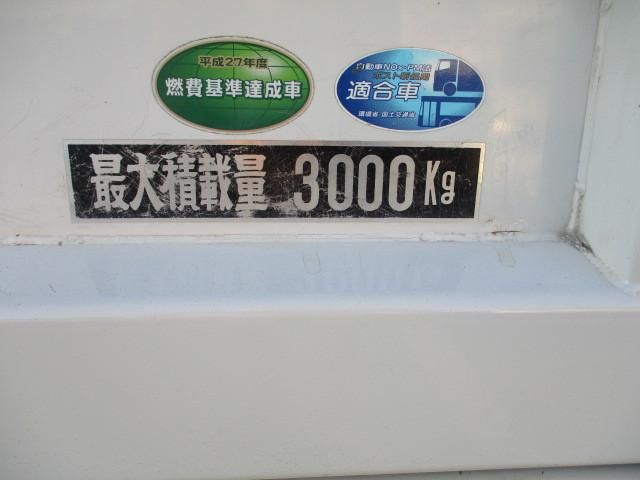 ISUZU ELF 2011 Image 31