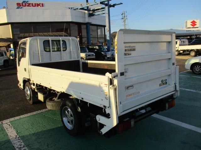 ISUZU ELF 2011 Image 31