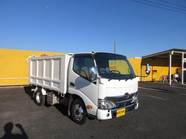 HINO DUTRO 2019 Image 31