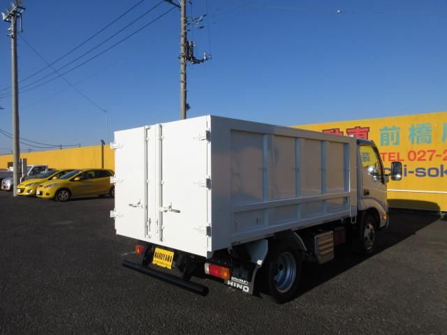 HINO DUTRO 2019 Image 31