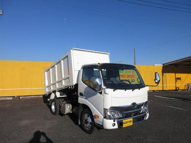 HINO DUTRO 2019 Image 31