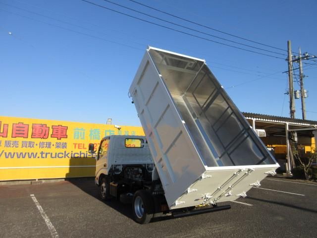 HINO DUTRO 2019 Image 31