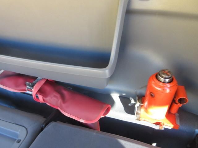 ISUZU ELF 2007 Image 31