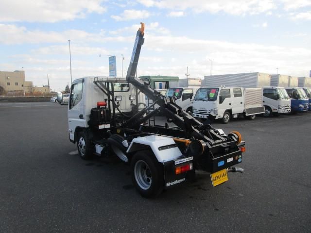 MITSUBISHI CANTER 2024 Image 31