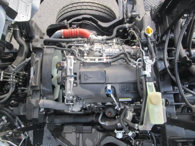 MITSUBISHI CANTER 2024 Image 31