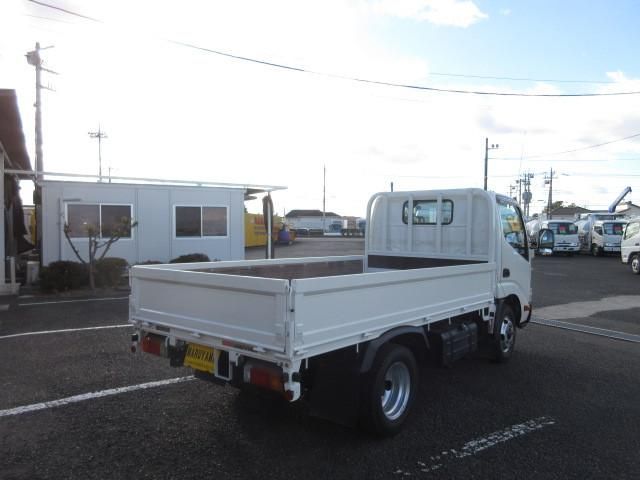 HINO DUTRO 2017 Image 31