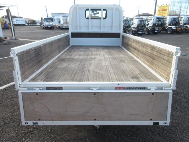 HINO DUTRO 2017 Image 31