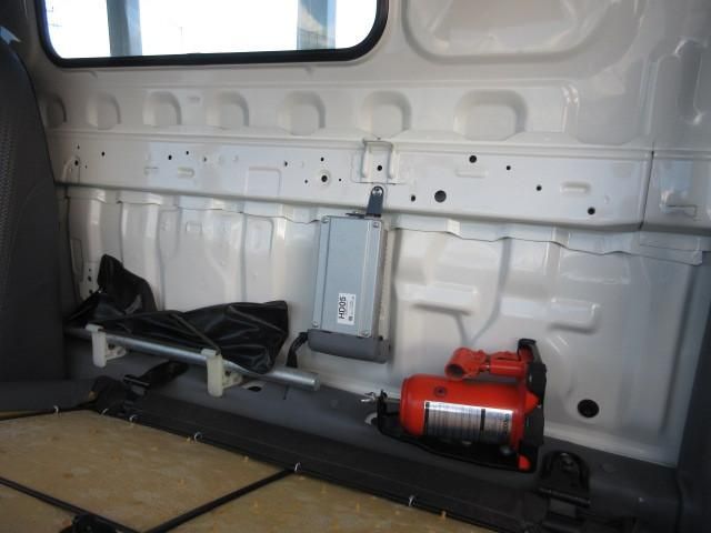 HINO DUTRO 2017 Image 31