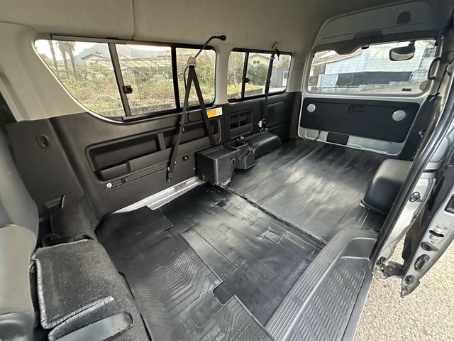 TOYOTA HIACE VAN 4WD 2011 Image 31