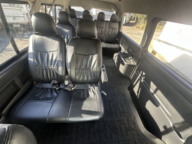 TOYOTA HIACE WAGON 4WD 2010 Image 31