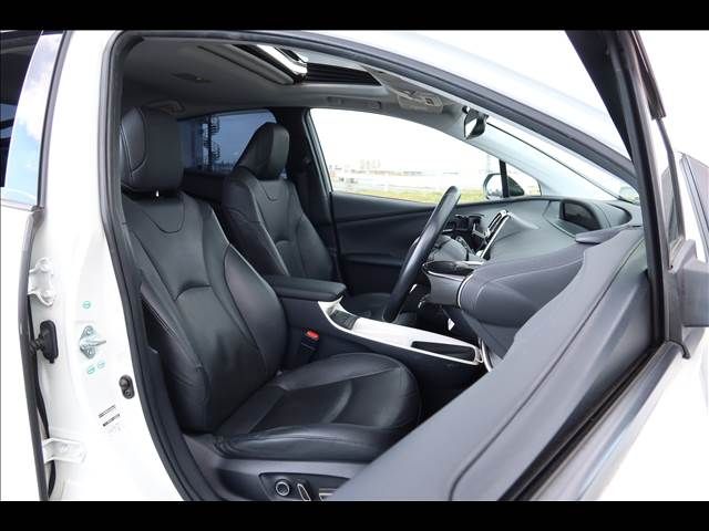 TOYOTA PRIUS 2016 Image 31