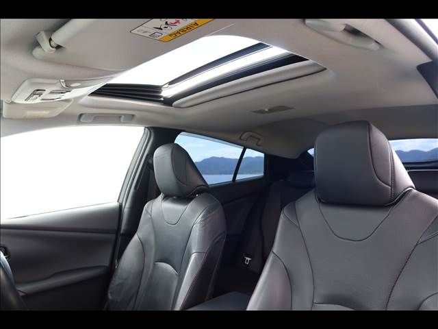 TOYOTA PRIUS 2016 Image 31