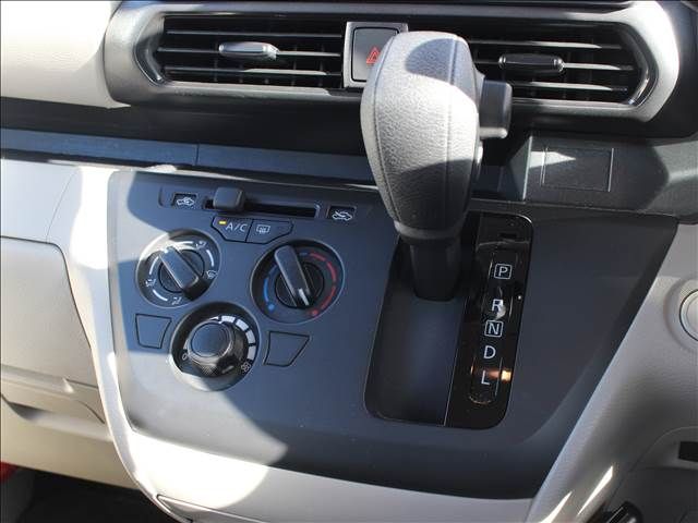 NISSAN ROOX 2022 Image 31