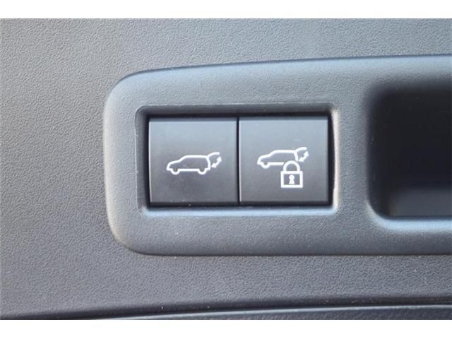 TOYOTA LEXUS UX300E 2022 Image 31