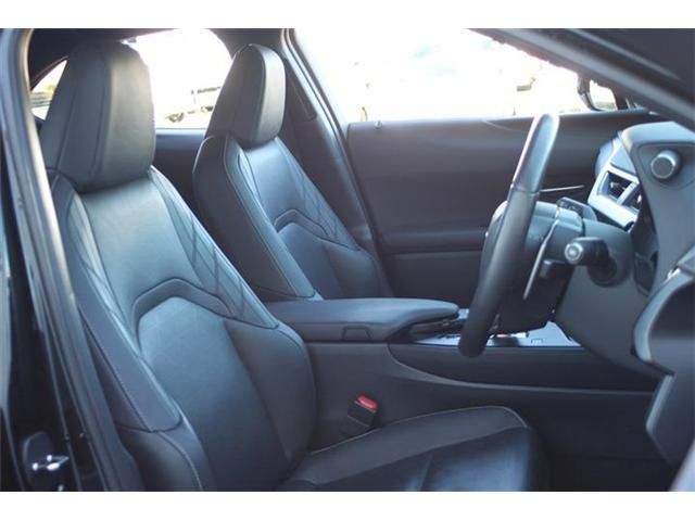 TOYOTA LEXUS UX300E 2022 Image 31