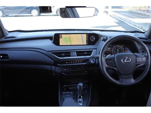 TOYOTA LEXUS UX300E 2022 Image 31