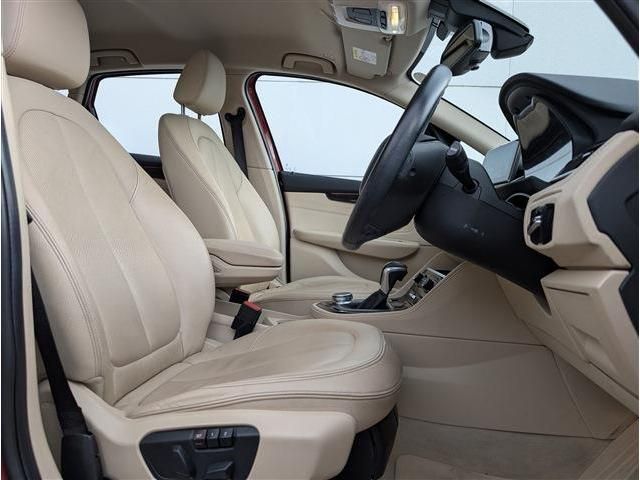 BMW 2SERIES ACTIVE T 2016 Image 31