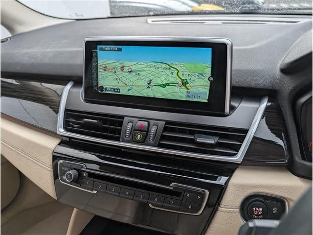 BMW 2SERIES ACTIVE T 2016 Image 31