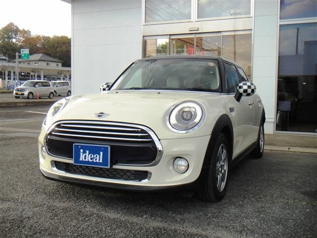 BMW MINI COOPER D 5D 2017 Image 31