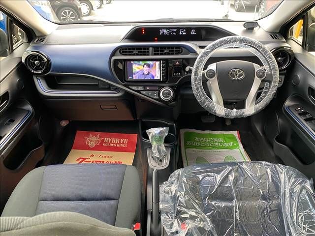 TOYOTA AQUA 2015 Image 31