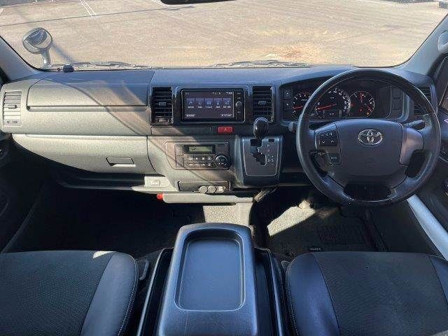 TOYOTA HIACE VAN 2WD 2018 Image 31