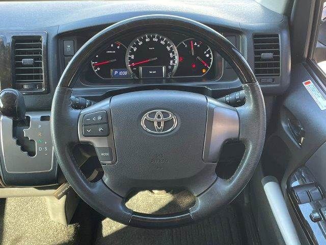 TOYOTA HIACE VAN 2WD 2018 Image 31