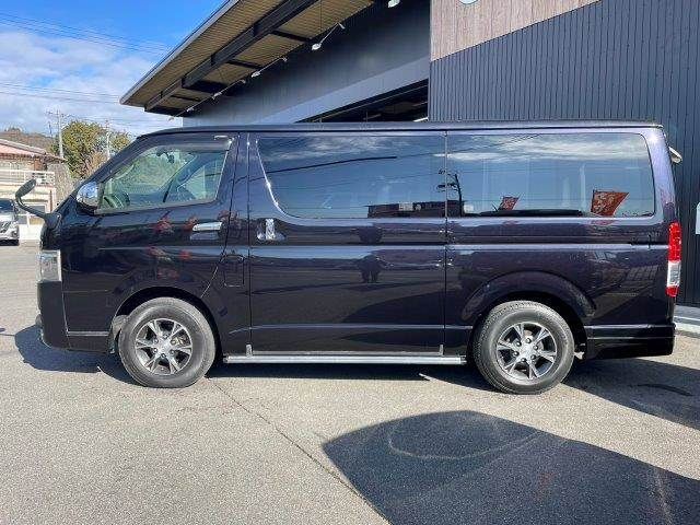 TOYOTA HIACE VAN 2WD 2018 Image 31