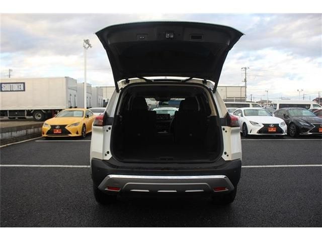 NISSAN X-TRAIL HYBRID 4WD 2022 Image 31