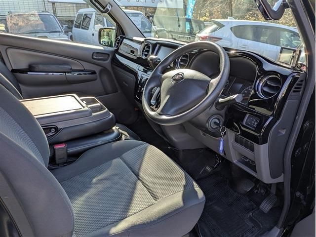 NISSAN NV350 CARAVAN 1.2T 2014 Image 31