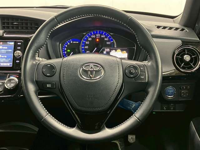 TOYOTA COROLLA FIELDER HYBR 2018 Image 31