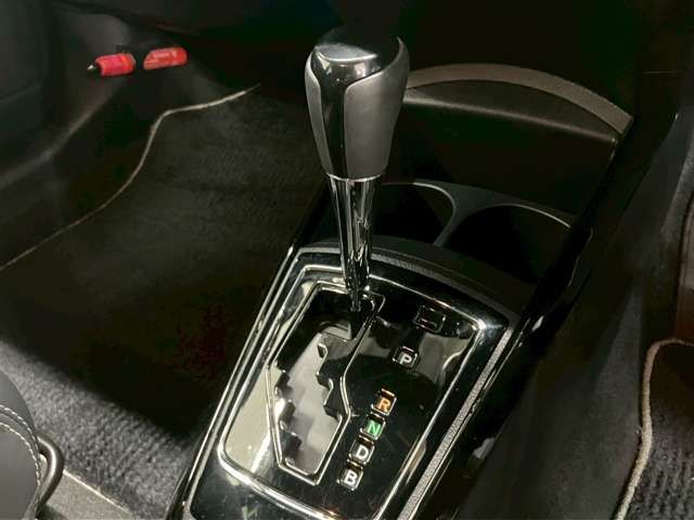 TOYOTA COROLLA FIELDER HYBR 2018 Image 31