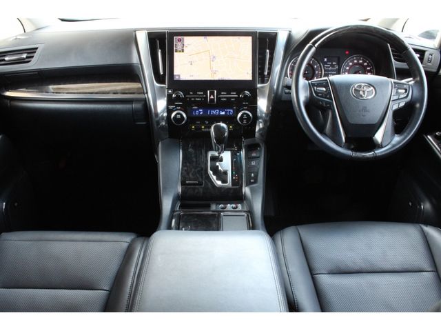 TOYOTA ALPHARD 2020 Image 31