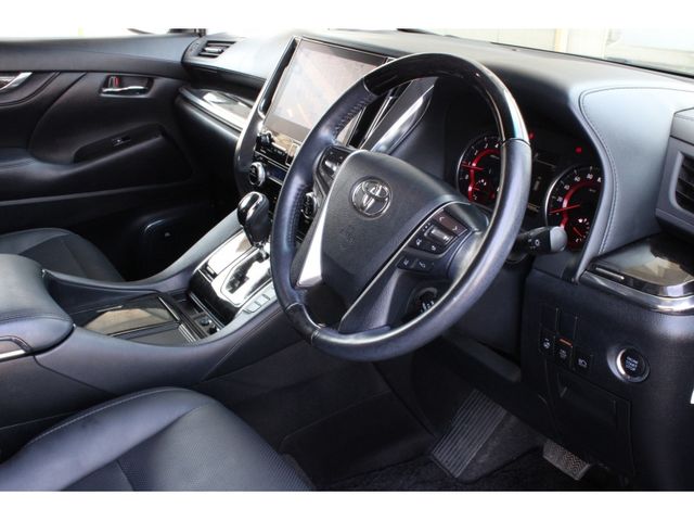 TOYOTA ALPHARD 2020 Image 31