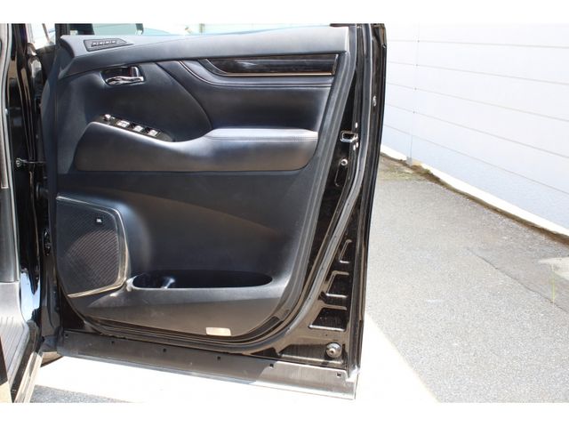 TOYOTA ALPHARD 2020 Image 31