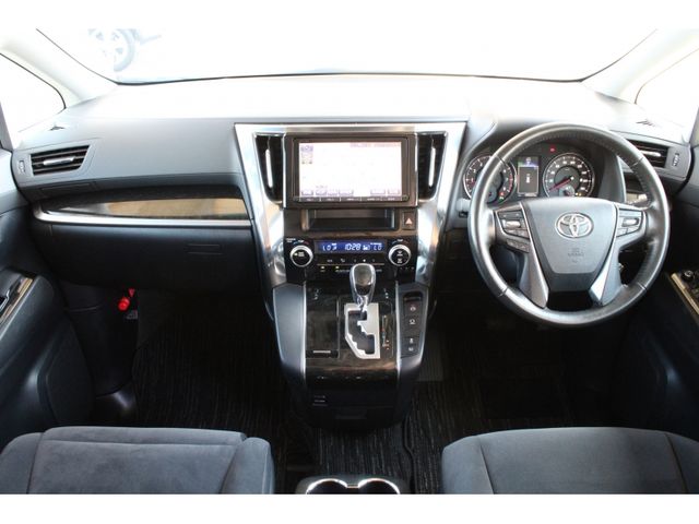 TOYOTA ALPHARD 2015 Image 31