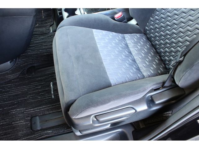 TOYOTA ALPHARD 2015 Image 31