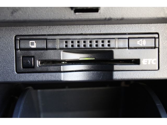 TOYOTA ALPHARD 2015 Image 31