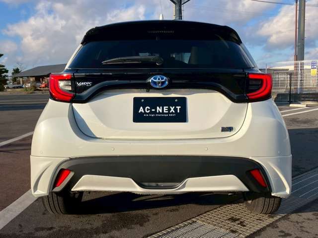 TOYOTA YARIS HYBRID 2021 Image 31