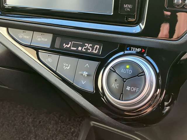 TOYOTA AQUA 2016 Image 31