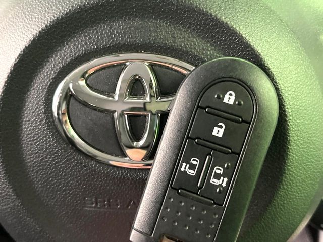 TOYOTA TANK 2017 Image 31