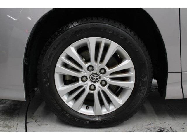 TOYOTA NOAH 2022 Image 31