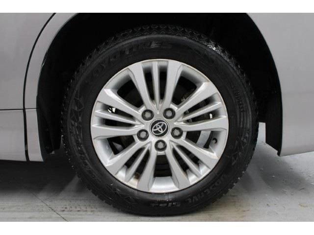 TOYOTA NOAH 2022 Image 31