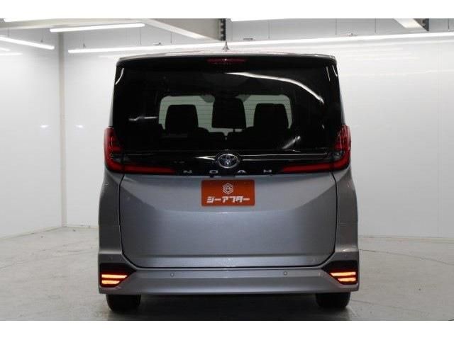 TOYOTA NOAH 2022 Image 31